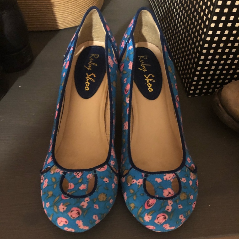 Super cute Ruby Soho shoes in blue and pink.